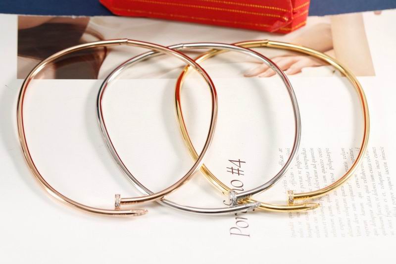 Cartier necklace 12lyx45